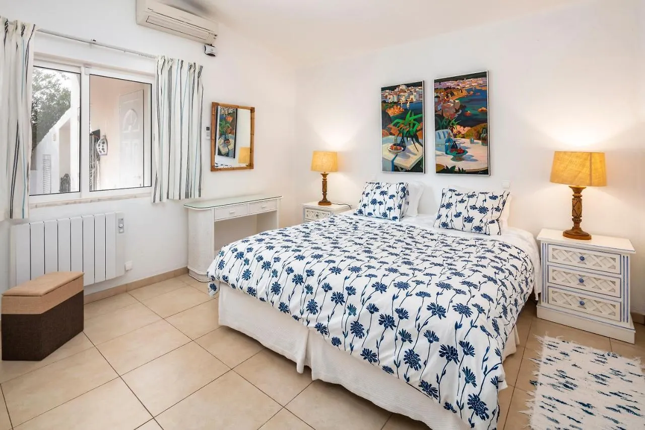 Casa Madrugada Villa Carvoeiro 0*,